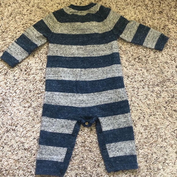 Adorable GAP Kids outfit, 6-12M - Picture 5 of 6